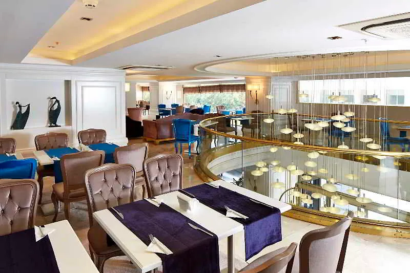 מלון Doubletree By Hilton Izmir - Alsancak טורקיה