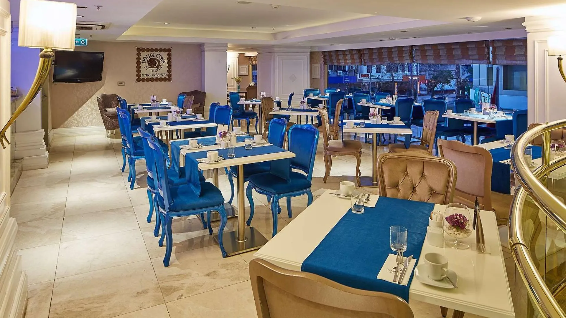 Doubletree By Hilton Izmir - Alsancak Hotel