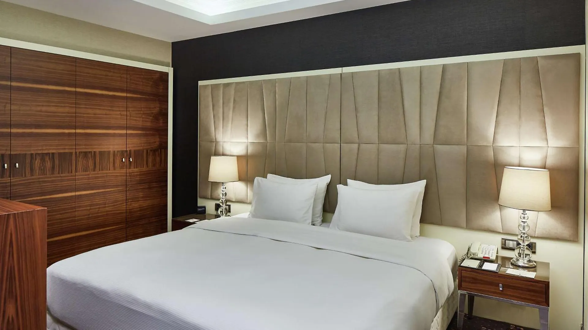 Отель Doubletree By Hilton Izmir - Alsancak Турция