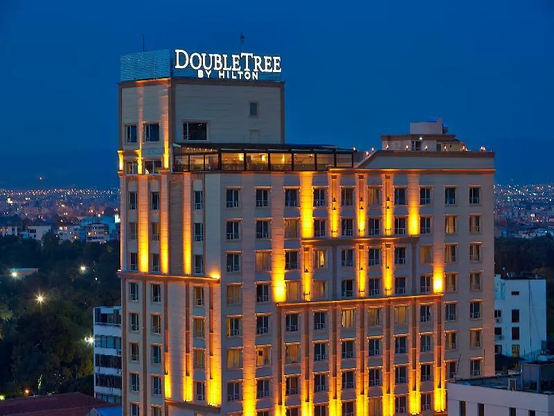 DoubleTree by Hilton Izmir - Alsancak Otel