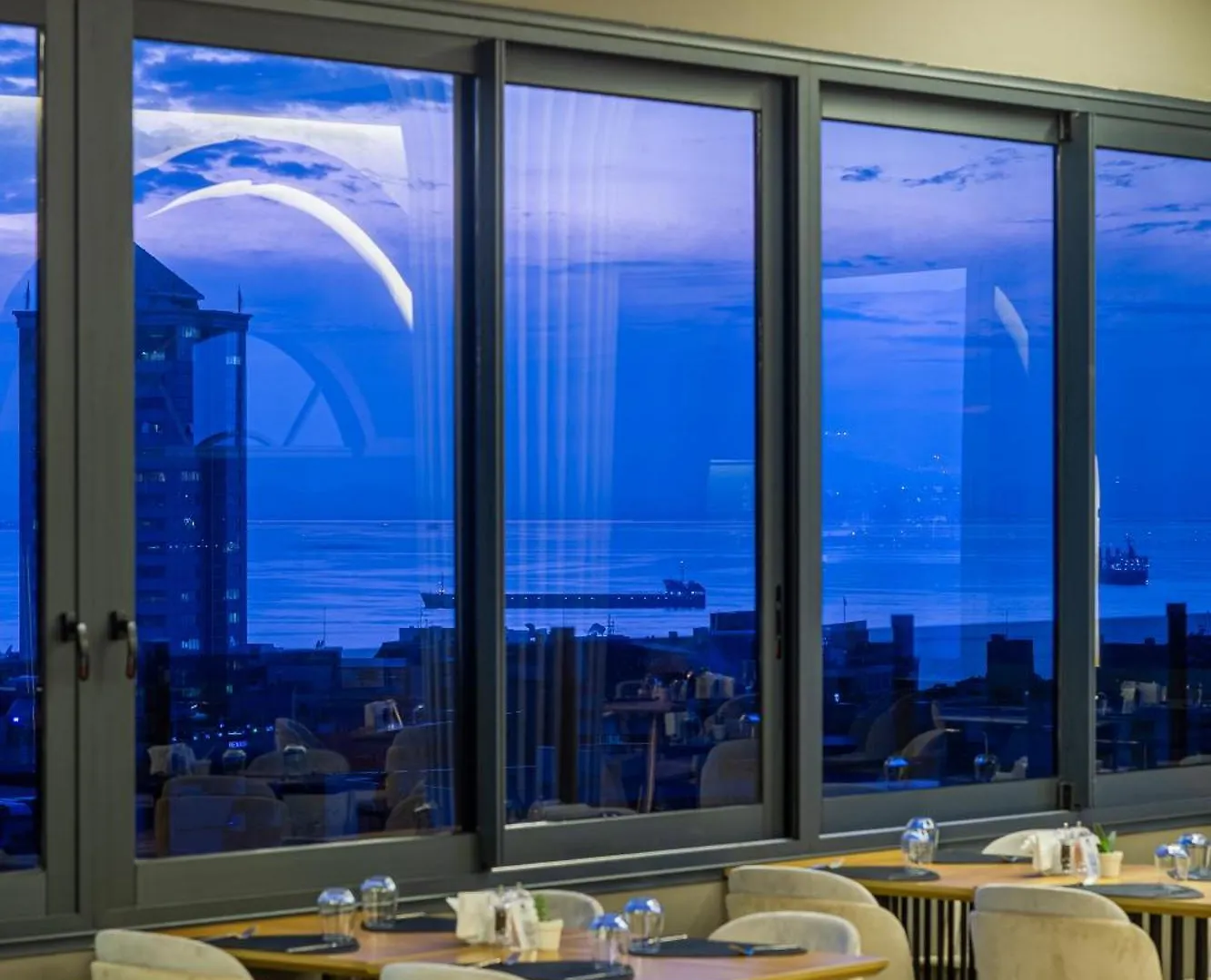 ****  DoubleTree by Hilton Izmir - Alsancak Otel Türkiye