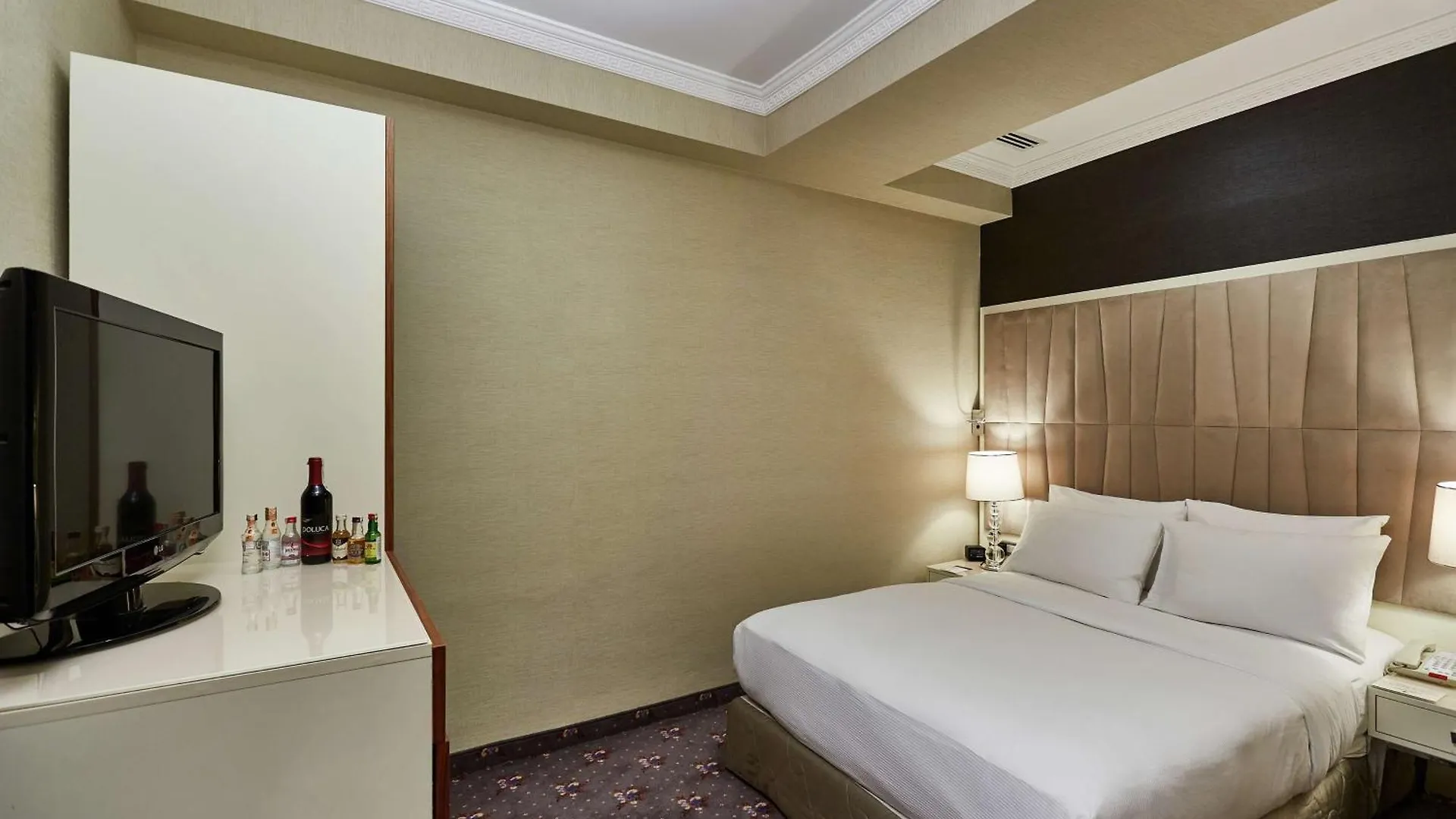 DoubleTree by Hilton Izmir - Alsancak Otel