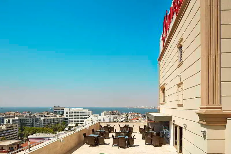 DoubleTree by Hilton Izmir - Alsancak Otel